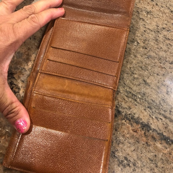 ❌SOLD❌Authentic Louis Vuitton Porte Elise wallet - Picture 5 of 8